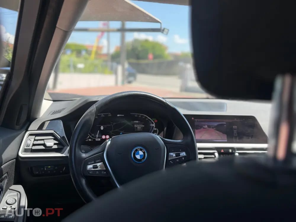 BMW 330 e Aut. Luxury Line