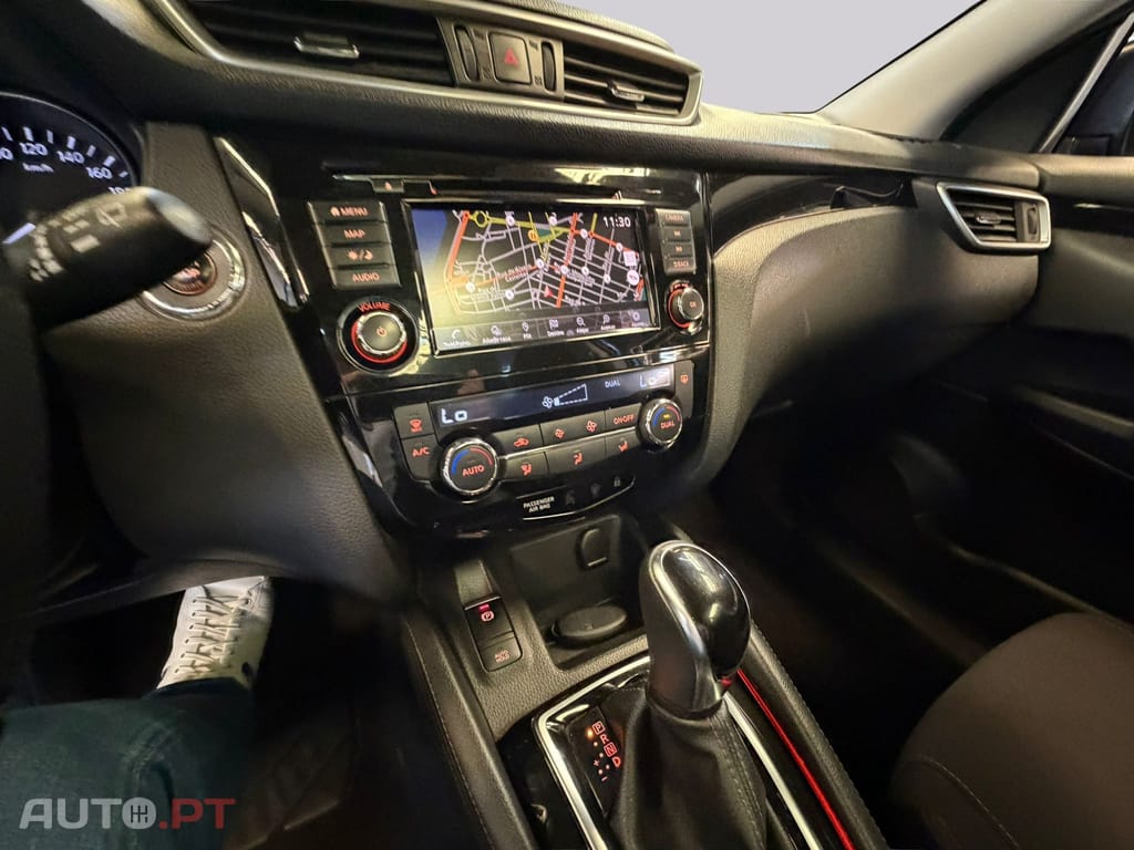 Nissan Qashqai 1.3 DIG-T N-Connecta
