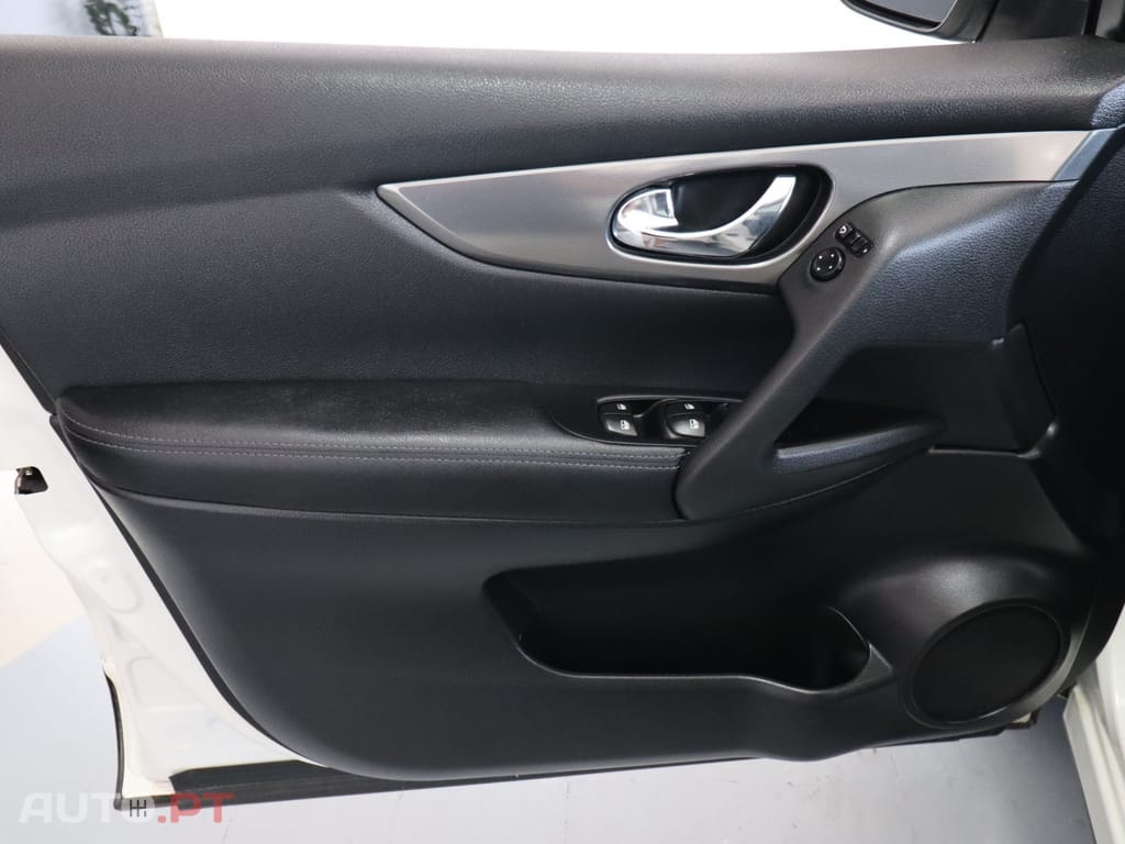 Nissan Qashqai 1.5 dCi Acenta C/Barras de Tejadilho