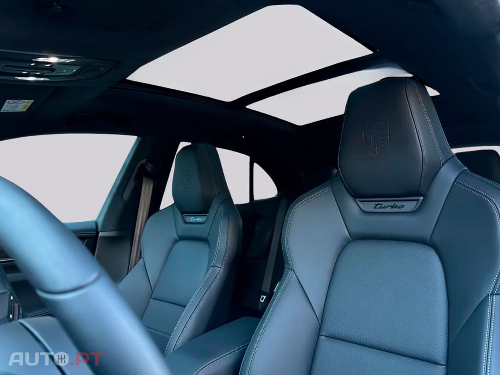 Porsche Macan I.V.A DEDUTIVEL Turbo