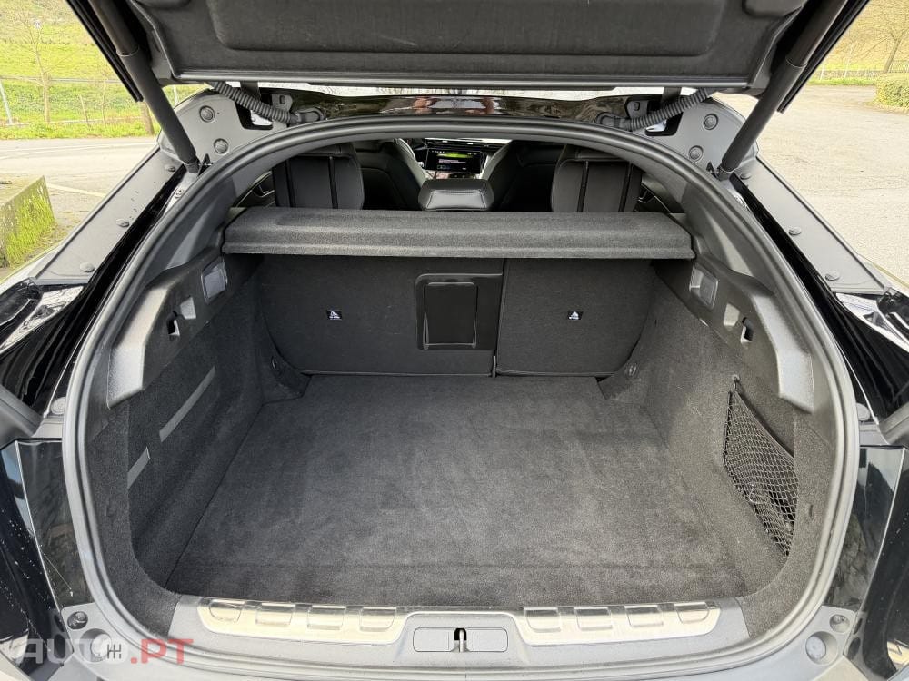 Peugeot 408 1.2 PureTech GT EAT8