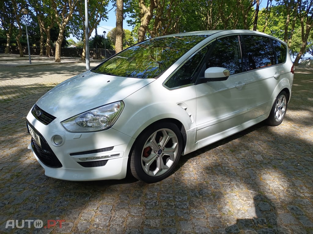 Ford S-Max Titanium X