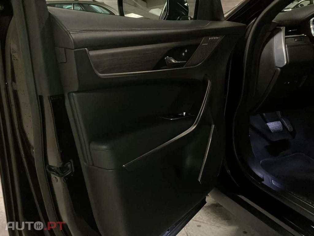 Jaguar F-Pace 2.0 P400e AWD HSE