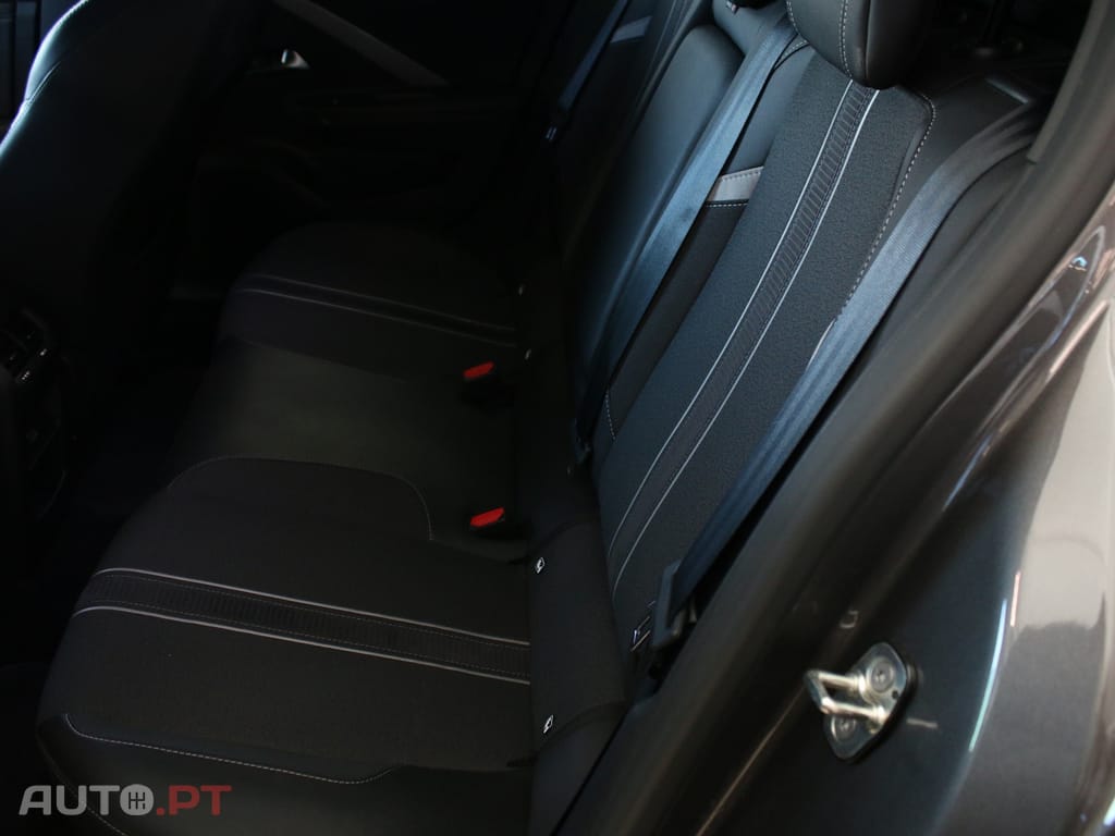 Opel Astra 1.2 T GS Line S/S