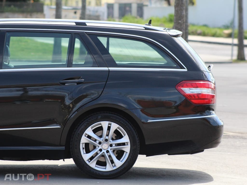 Mercedes-Benz E 250 CDi Elegance BlueEfficiency Auto.