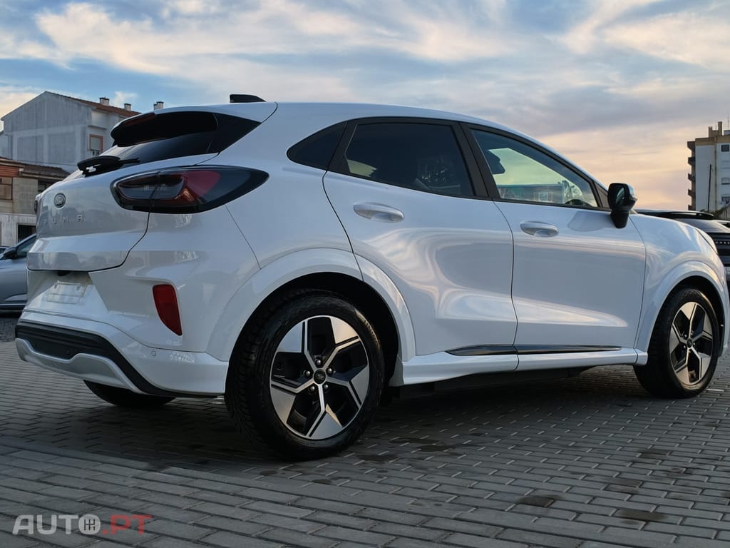 Ford Puma Gen-E 54 kWh Premium