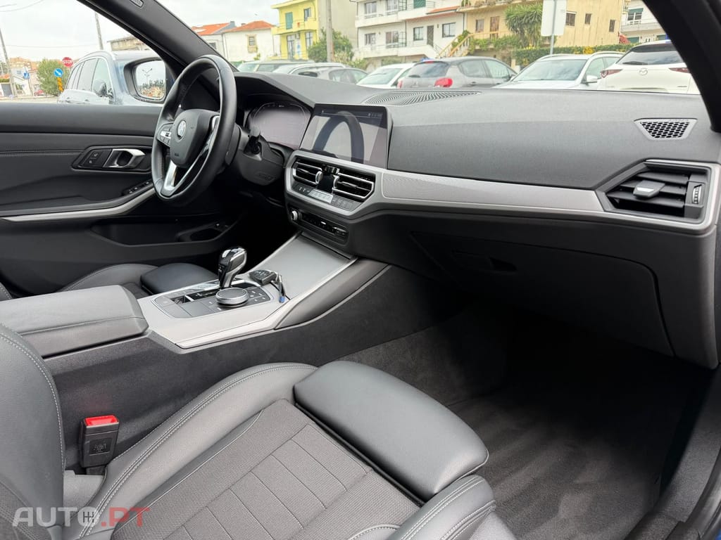 BMW 320 e Line Sport Auto