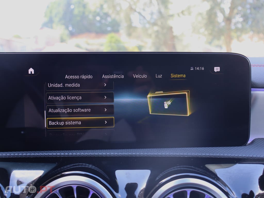 Mercedes-Benz CLA 250 e  Shooting Brake AMG Line