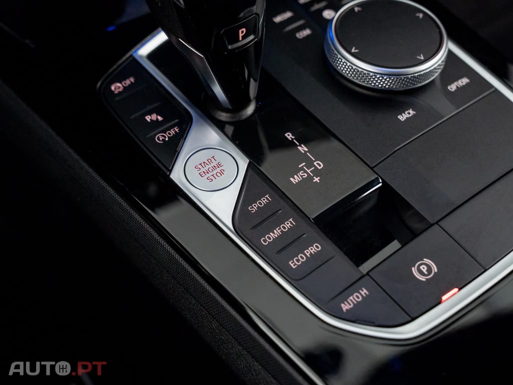 BMW 216 d Pack Desportivo M