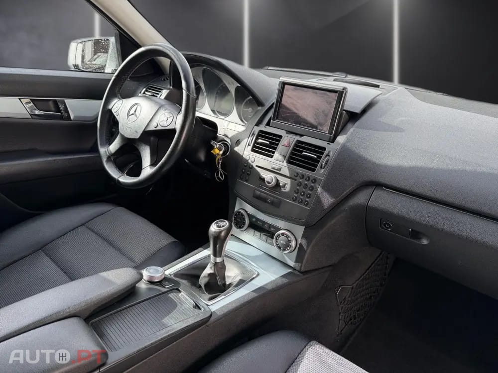 Mercedes-Benz C 220 CDI Avantgarde BlueEfficiency