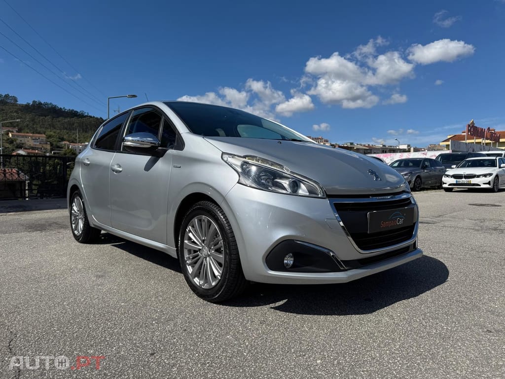 Peugeot 208 1.2 PureTech Style