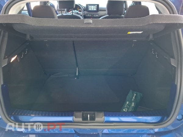Dacia Sandero ECO-G 100 Bi-Fuel Expression — fotografia 28