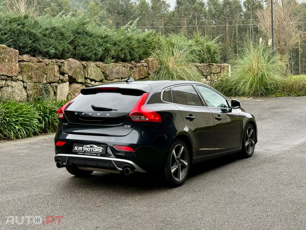 Volvo V40 1.6 D2 R-Design
