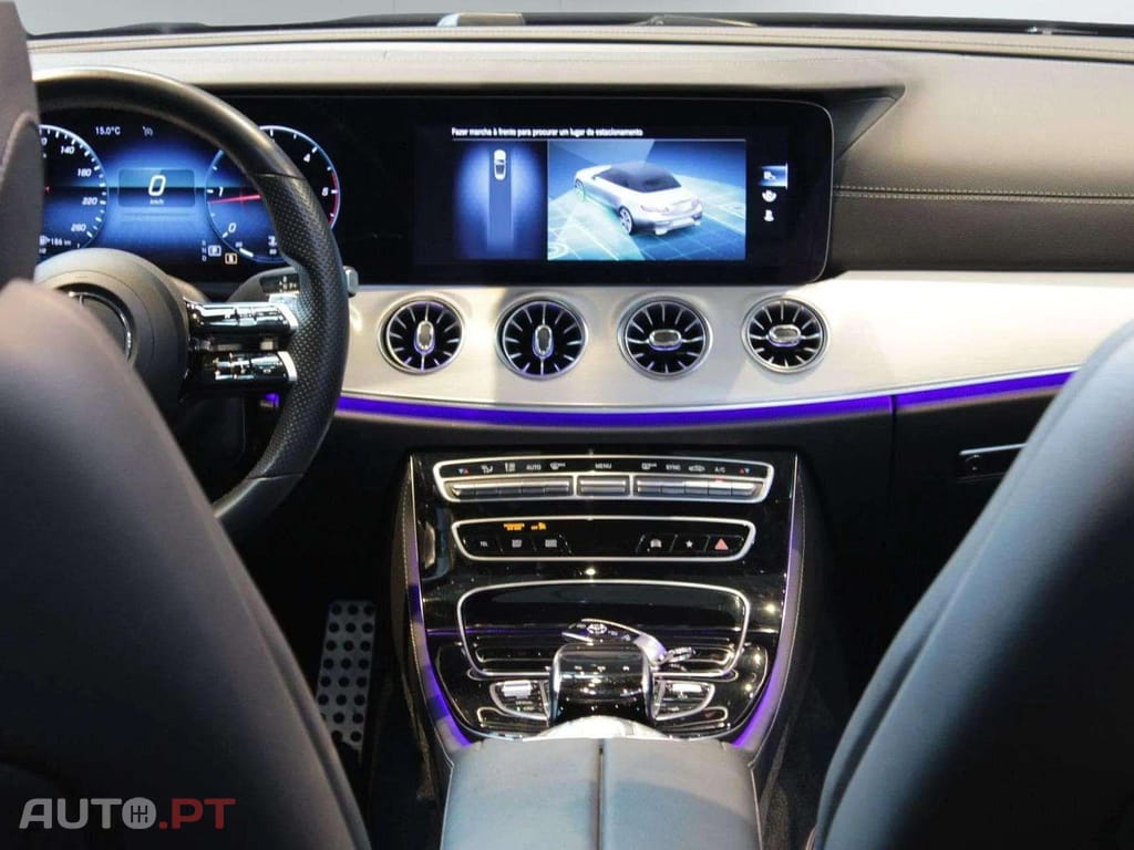 Mercedes-Benz E 220 AMG LINE