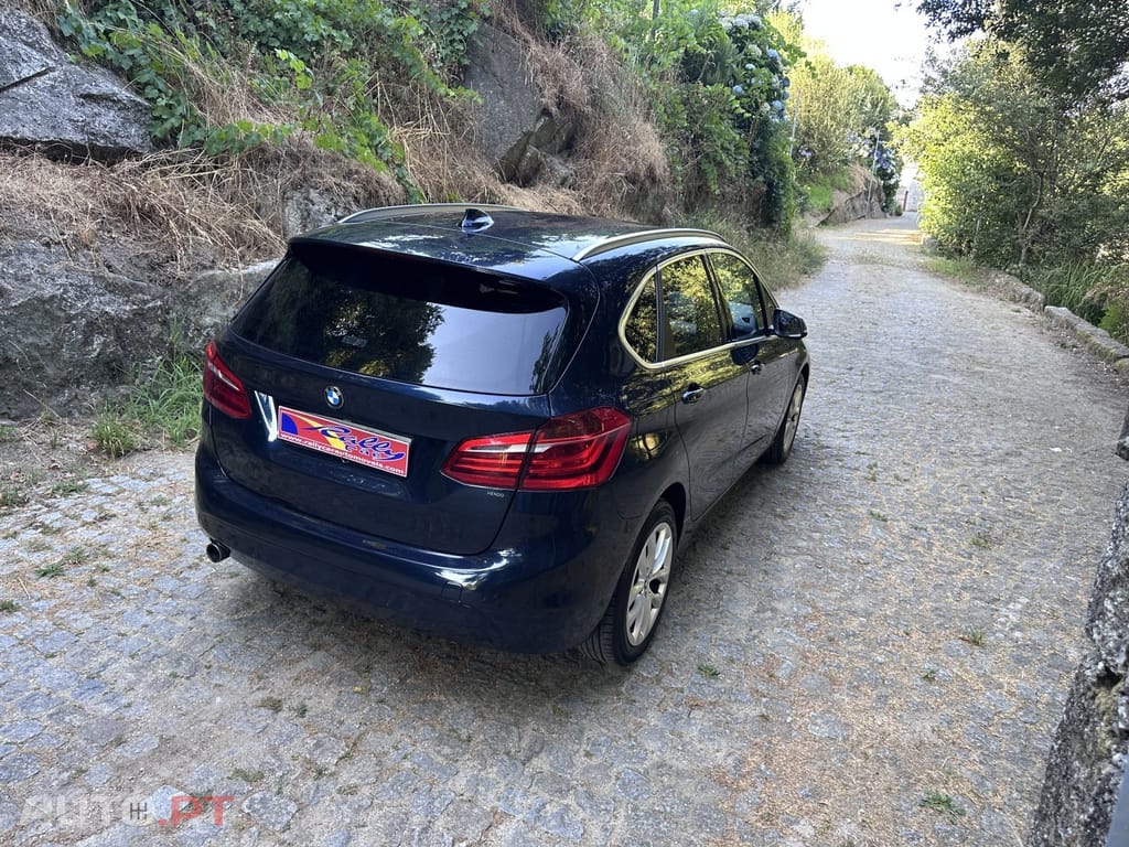 BMW 216 d Line Luxury