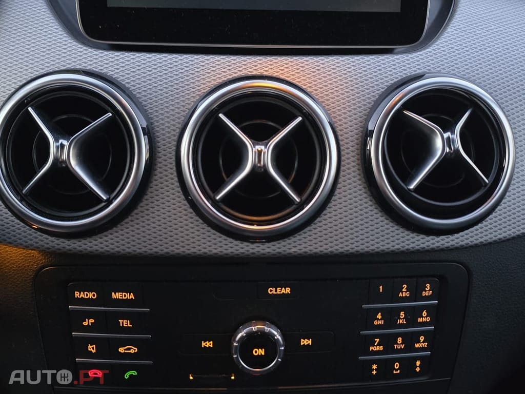 Mercedes-Benz B 180 Style +
