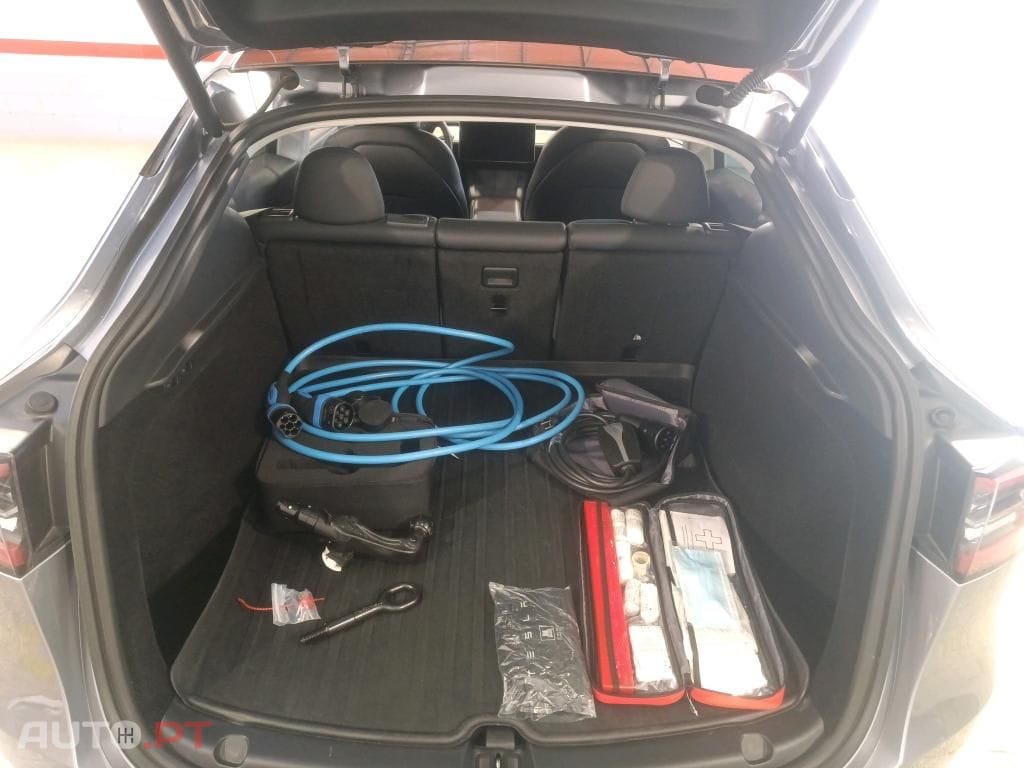 Tesla Model Y Performance Tração Integral