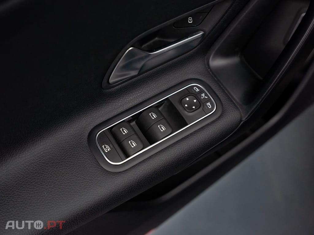 Mercedes-Benz A 250 e Style Plus