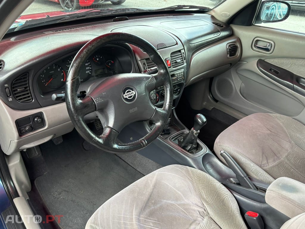 Nissan Almera 1.5 Comfort AC