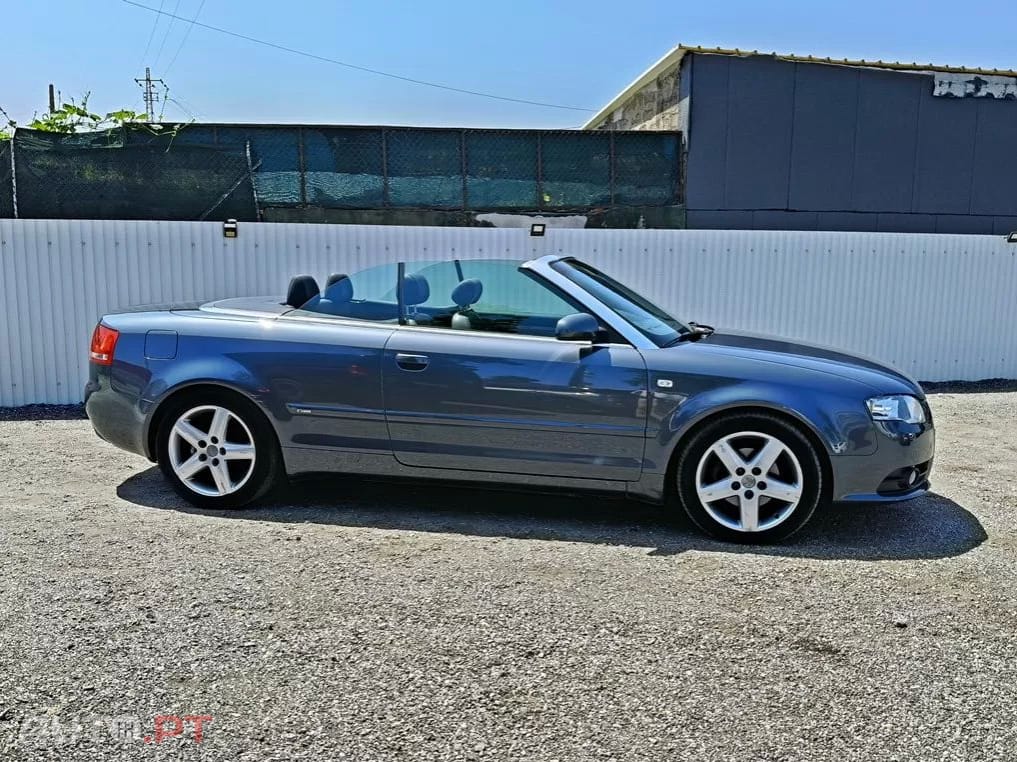 Audi A4 Cabrio 2.0 TDi S-line