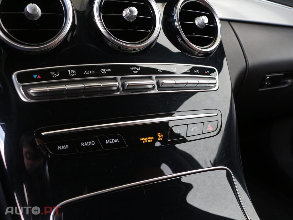Mercedes-Benz C 300 de AMG Line