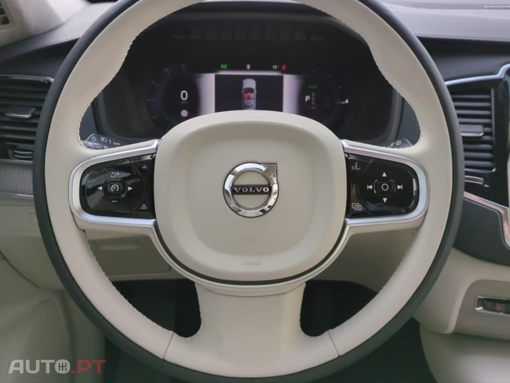 Volvo XC90 I.V.A DEDUTIVEL T8 Ultra 