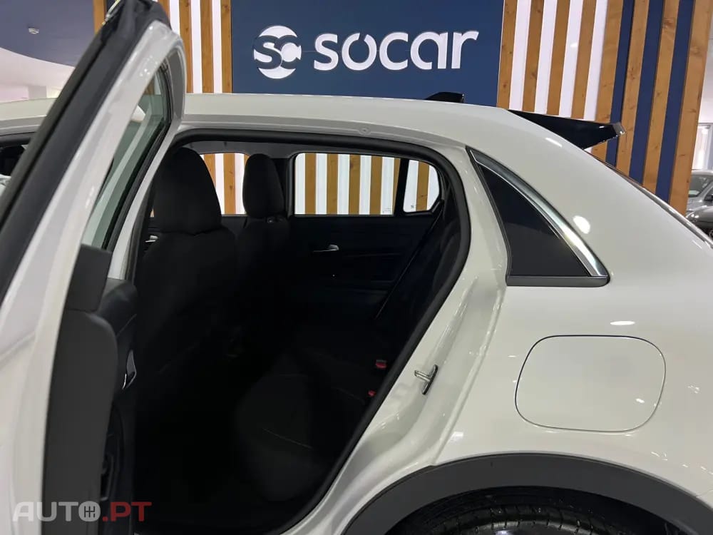 Fiat 600e 54 kWh (RED)