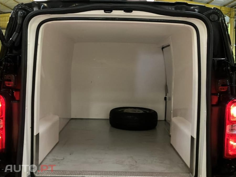 Peugeot Expert 1.5 BlueHDi M