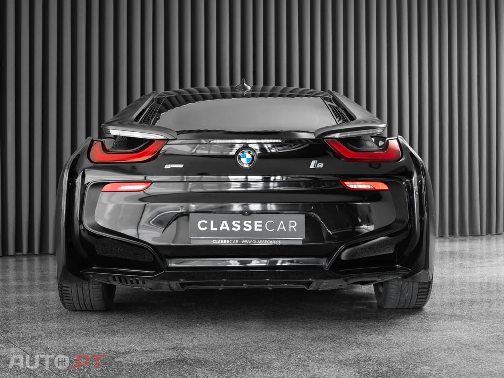 BMW i8 Standard
