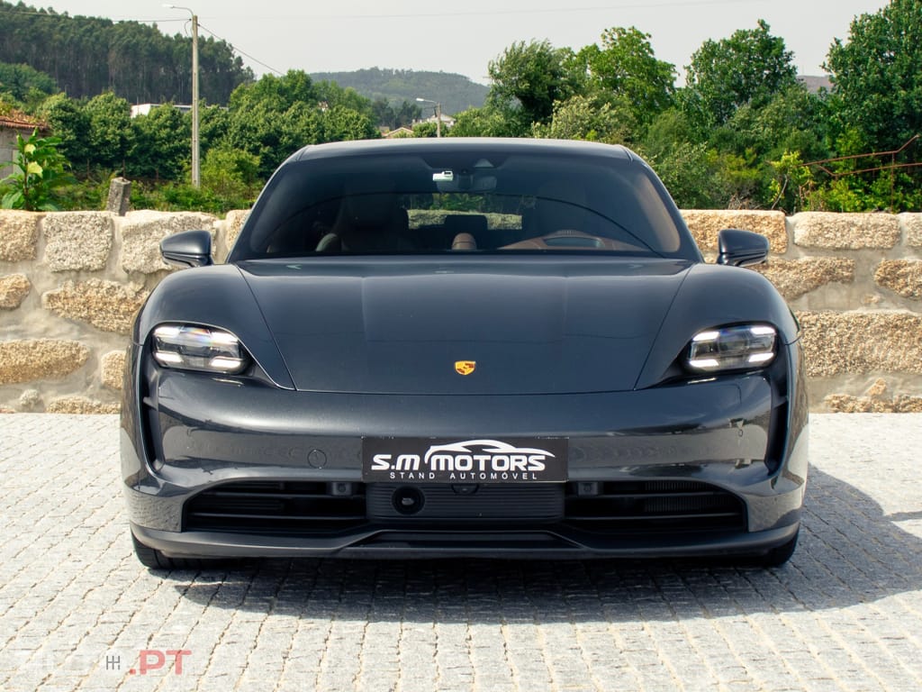 Porsche Taycan 4S Black Edition