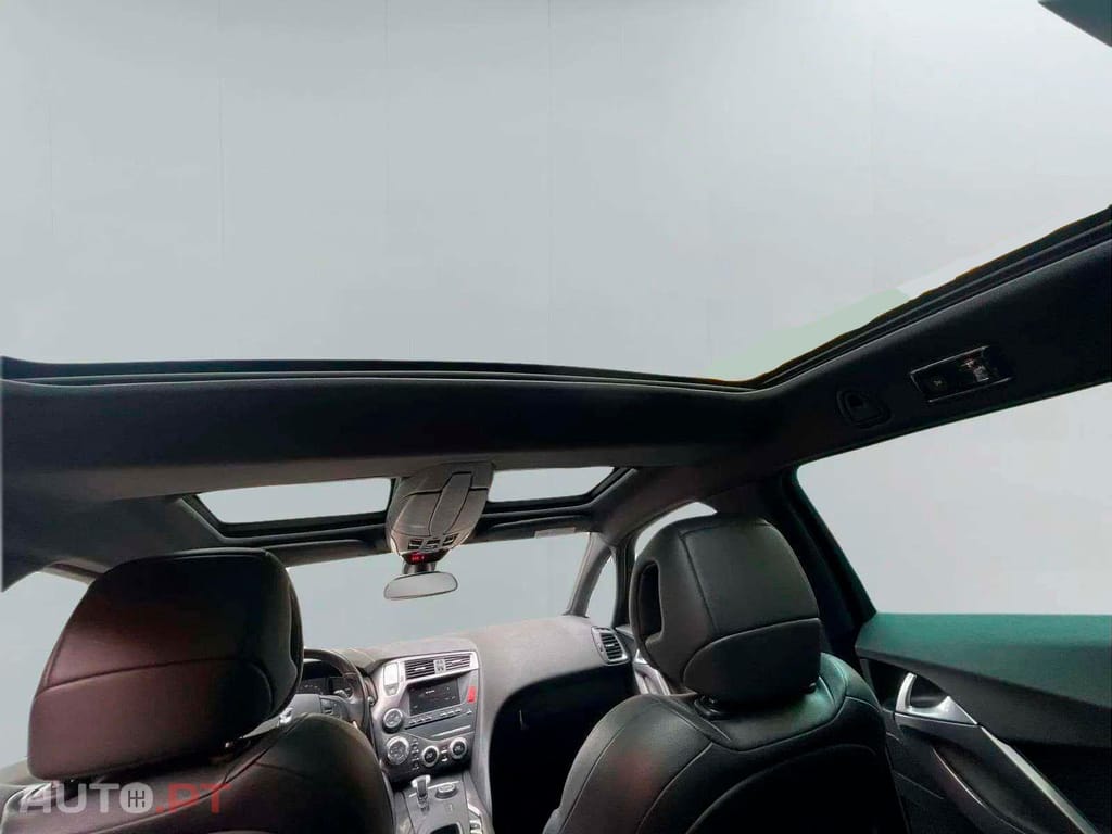 DS DS5  2.0 HDi Hybrid4 Business Class