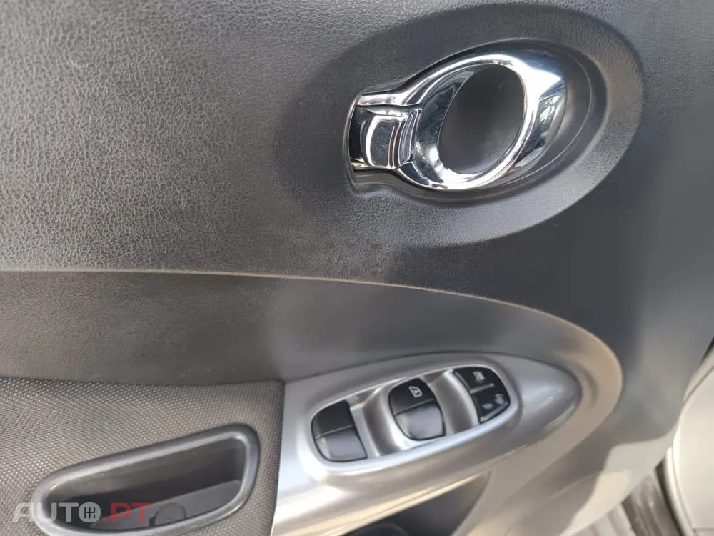 Nissan Juke 1.5 dCi N-Connecta P.Ext.1 Black Tokyo