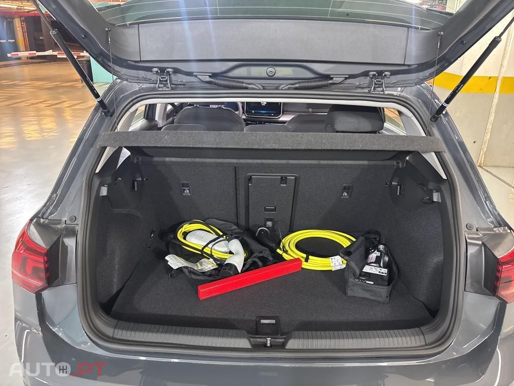 Volkswagen Golf 1.5 TSI e-Hybrid Life DSG