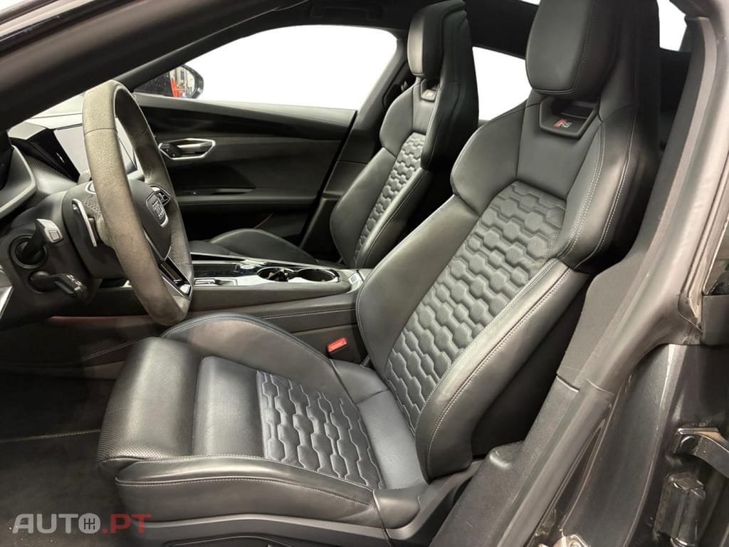 Audi E-Tron GT quattro