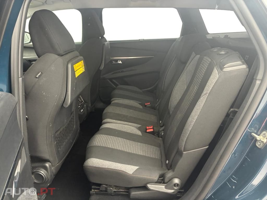 Peugeot 5008 1.2 PureTech Active Pack EAT8