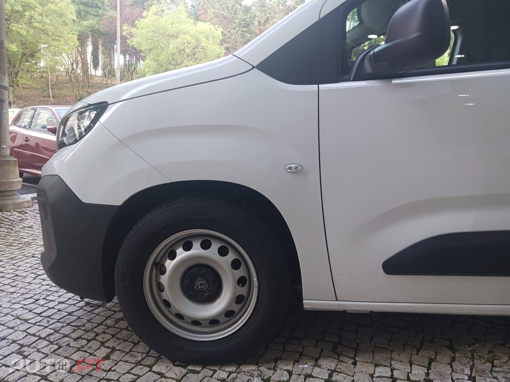 Peugeot Partner 1.5 BlueHDi Pemium Longa