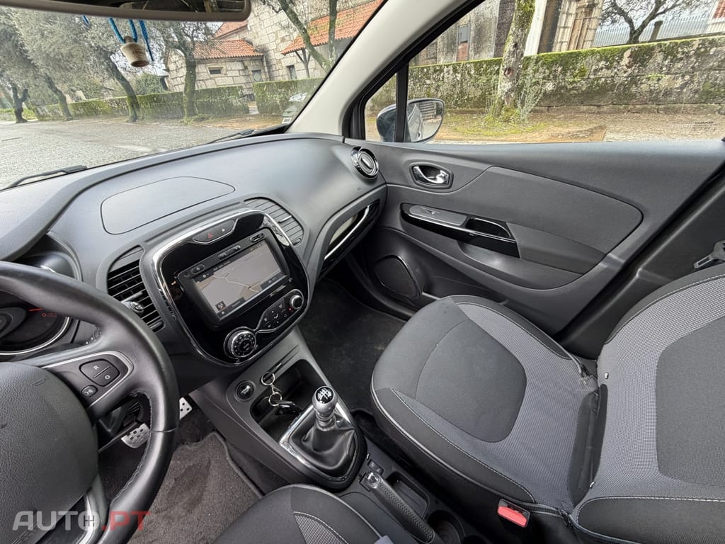 Renault Captur ENERGY TCe 120 Elysee