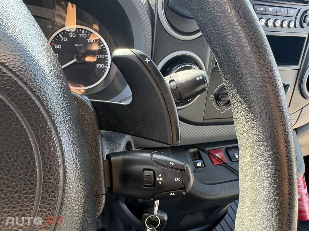 Citroen Berlingo 1.6 HDI 3 Lugares Caixa Automática