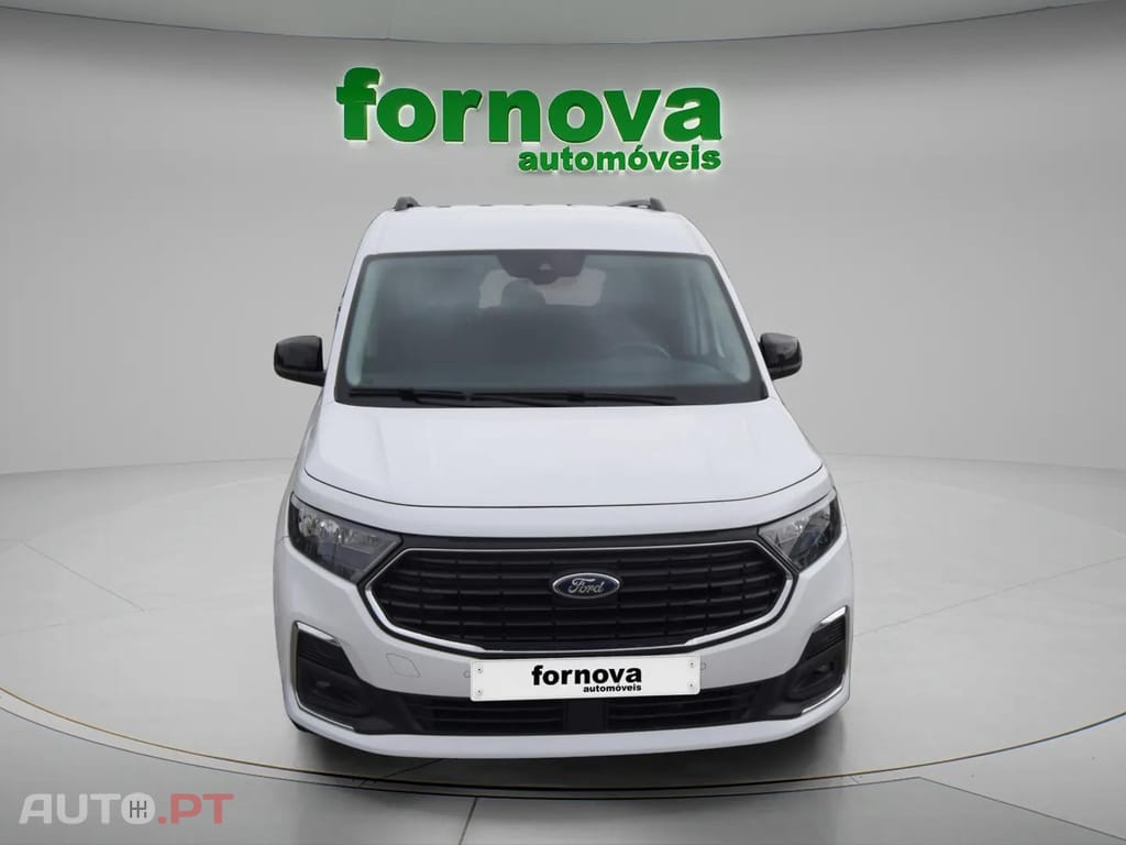 Ford Tourneo 2.0 TDCi Titanium 5 lugares