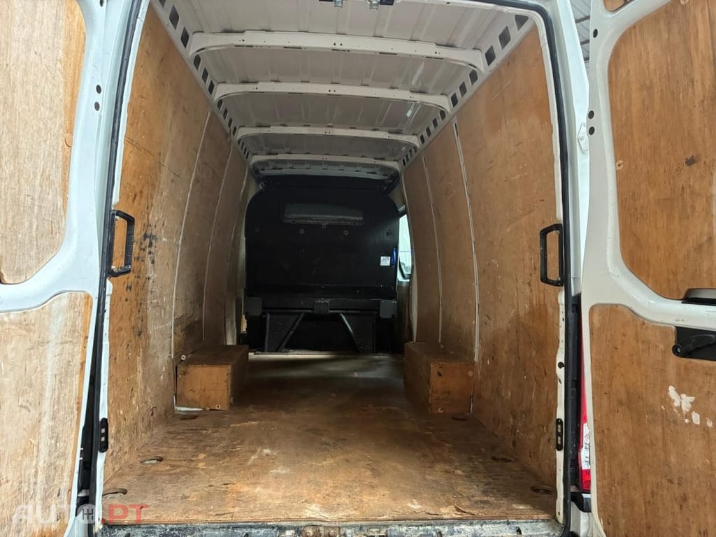 Iveco Daily 2.3 35S14S V7 H1