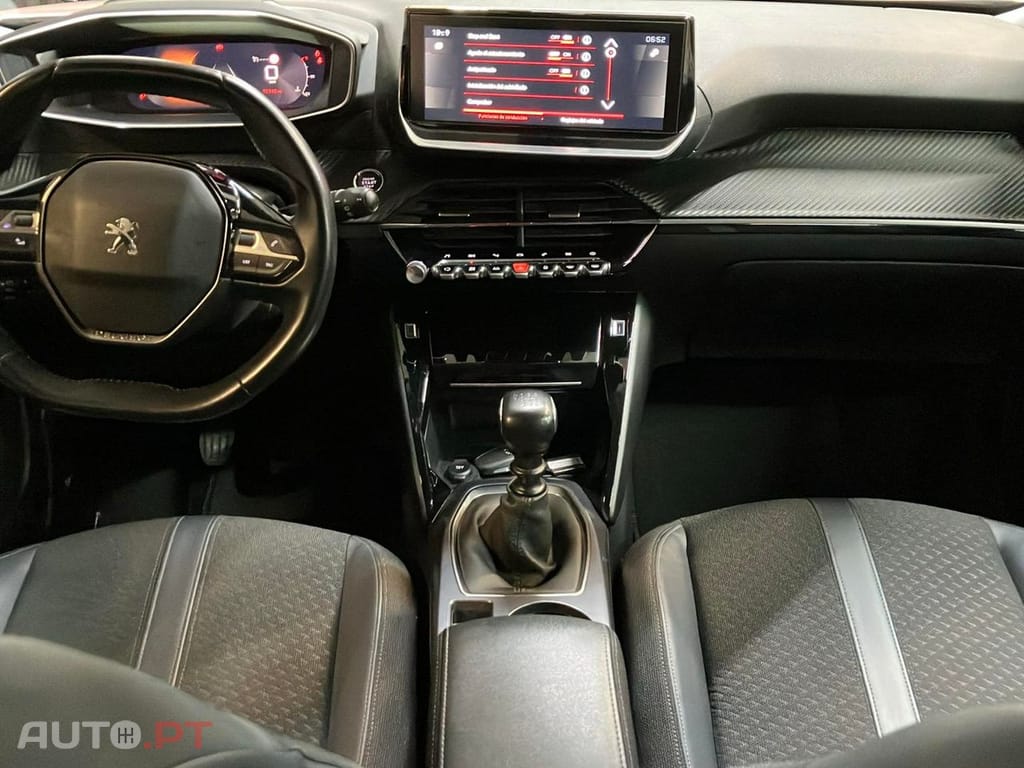 Peugeot 2008 1.2 PureTech Allure