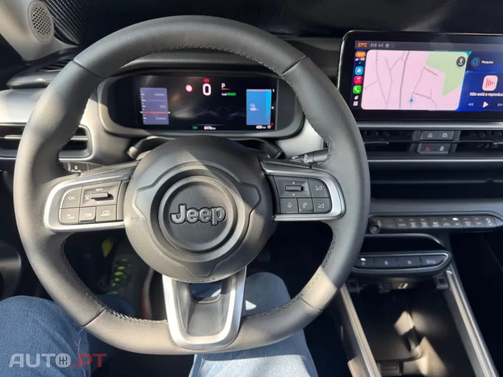 Jeep Avenger 54 kWh Summit — fotografia 12