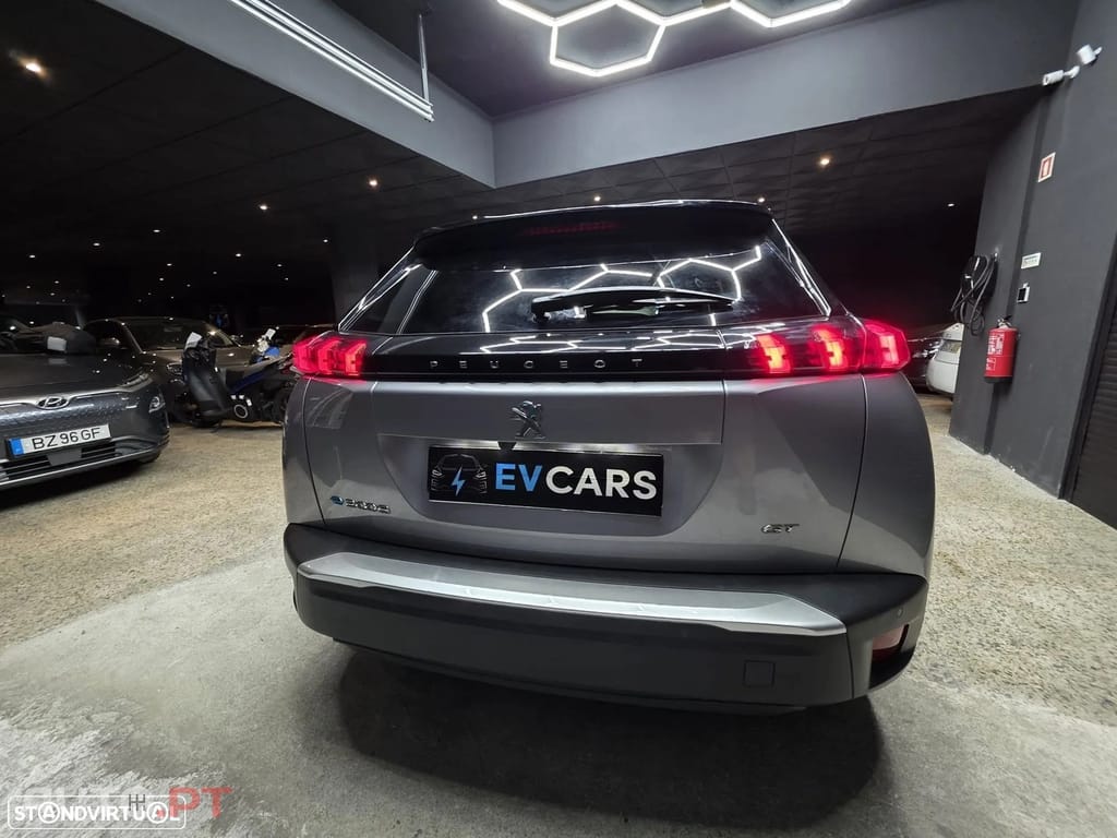 Peugeot E-2008 GT Pack