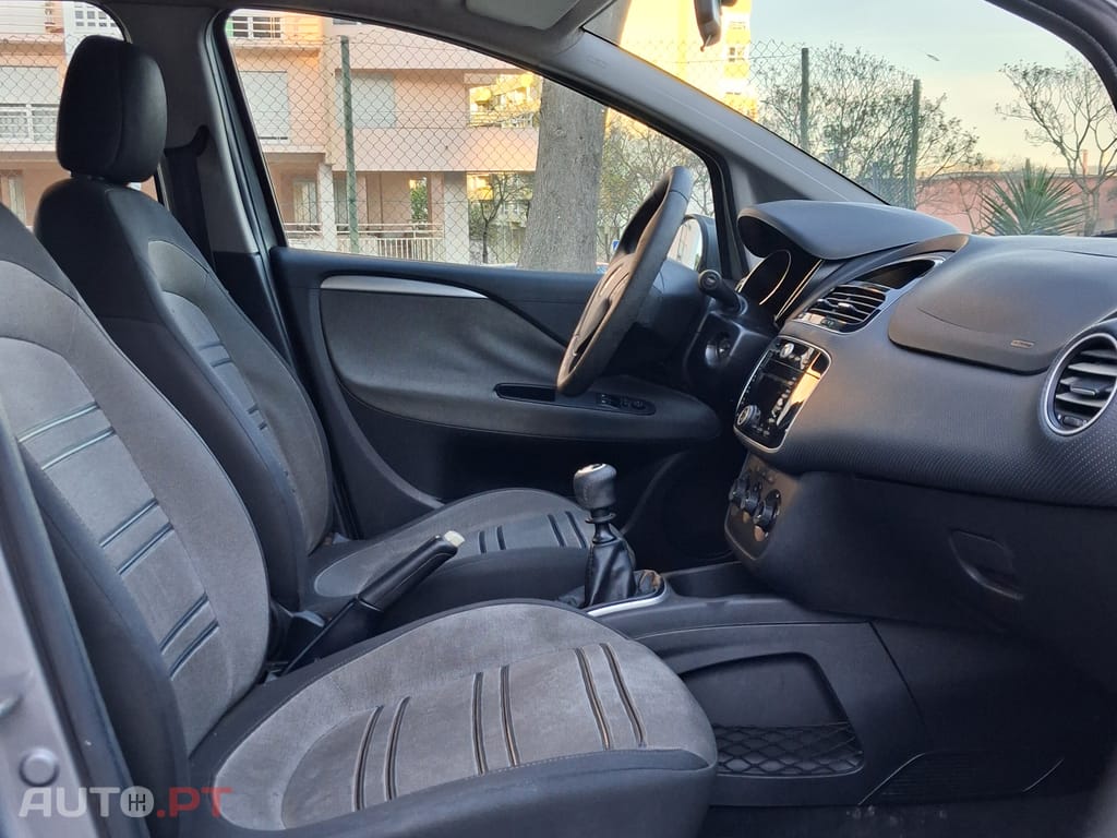 Fiat Punto Evo 1.2i 5 portas 2010