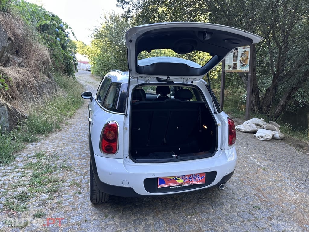 MINI Countryman One D