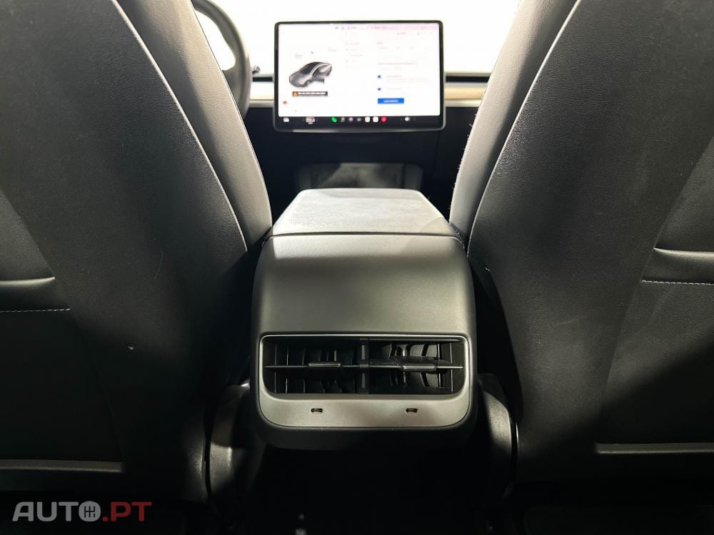 Tesla Model 3 Long Range AWD Dual Motor