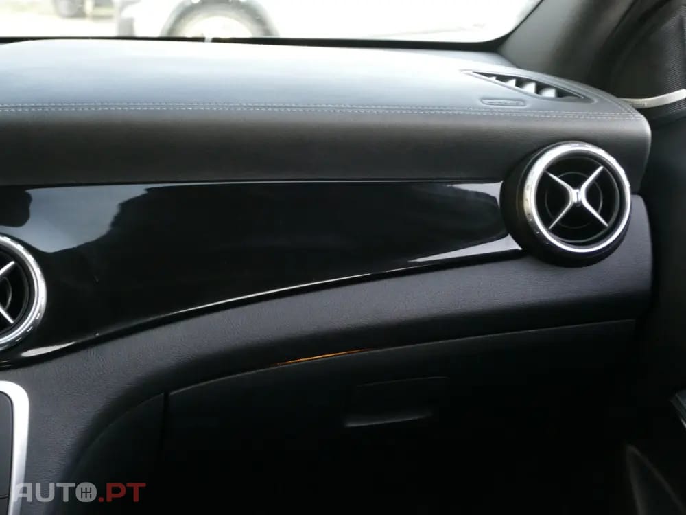 Mercedes-Benz GLA 220 d Urban