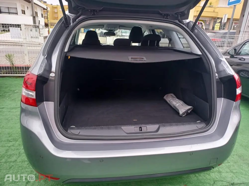 Peugeot 308 SW 1.5 BlueHDi Style