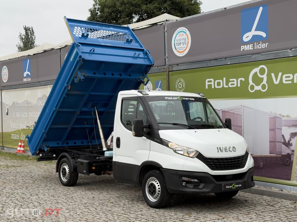 Iveco Daily BASCULA TRILATERAL