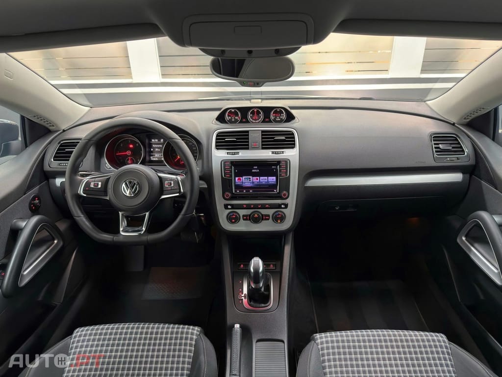 Volkswagen Scirocco 2.0 TDI Sport DSG